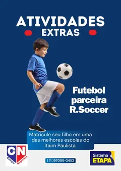Atividade de Futebol no Colégio Negreiros